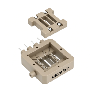 ATOMFAIR® four-electrode conductivity cell 3D view with beige PEEK blocks, four straight wires, and loose top cover.